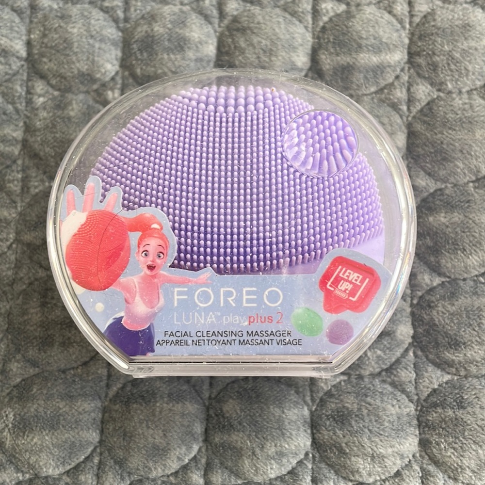 Foreo Luna Play Plus 2 Facial Cleansing Massager, NEW in I Lilac You